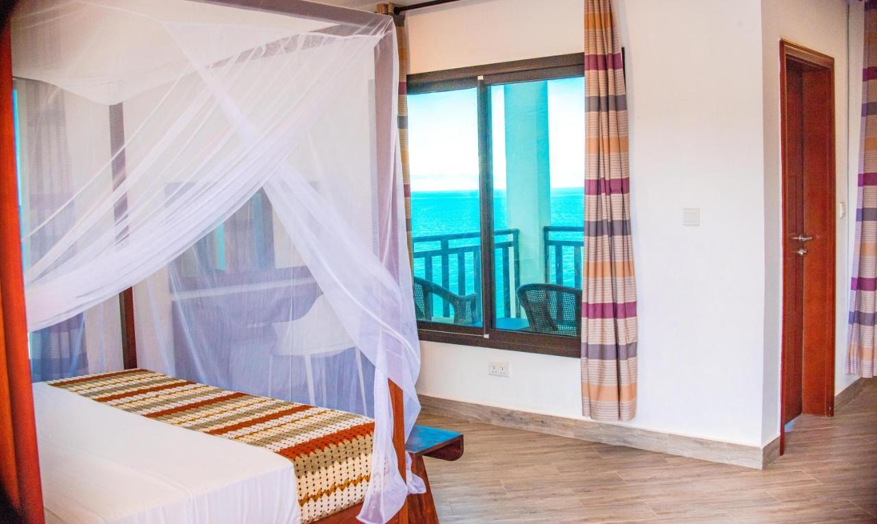 Majula Boutique Hotel 萨拉昆达 外观 照片