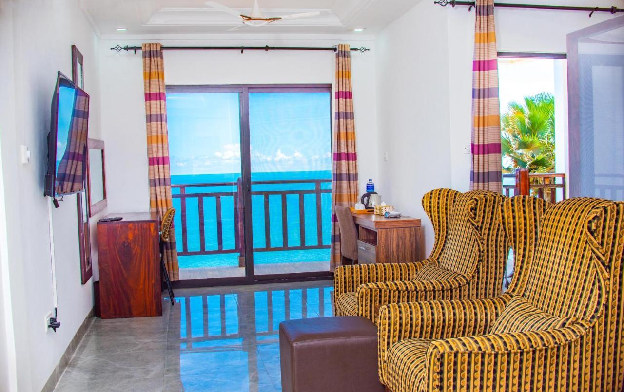 Majula Boutique Hotel 萨拉昆达 外观 照片